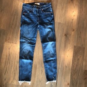 Madewell 9” high rise skinny raw hem cropped